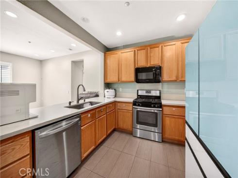 1216  Mcfadden  , Fullerton, CA