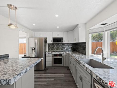 3059  Heather   Drive, Fullerton, CA