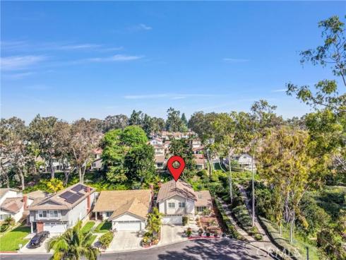 2709  Baycrest Place  , Fullerton, CA
