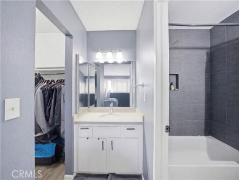 2900  Madison  D17 , Fullerton, CA