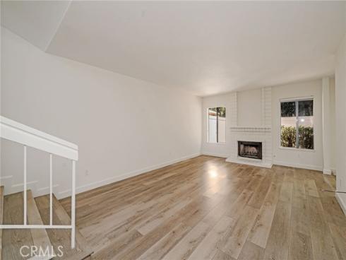 2440  Applewood  , Fullerton, CA