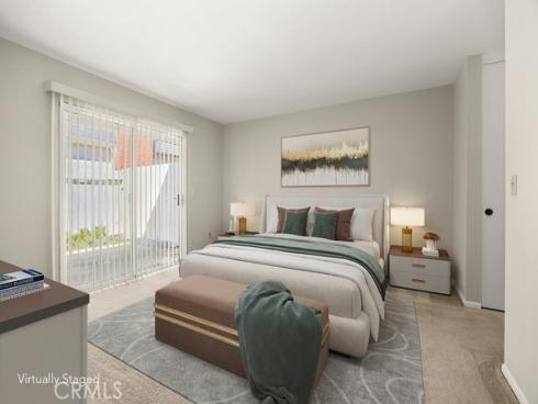 1330  Victoria  C , Fullerton, CA