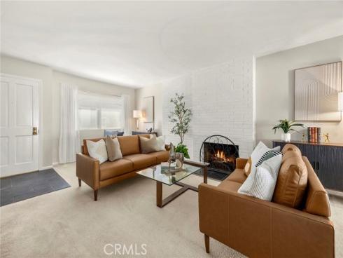 1330  Victoria  C , Fullerton, CA