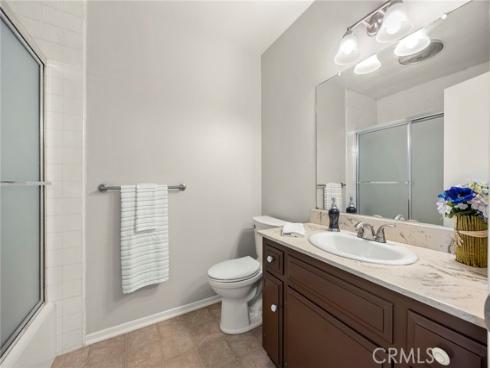 1330  Victoria  C , Fullerton, CA