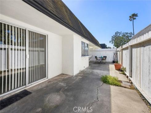 1330  Victoria  C , Fullerton, CA