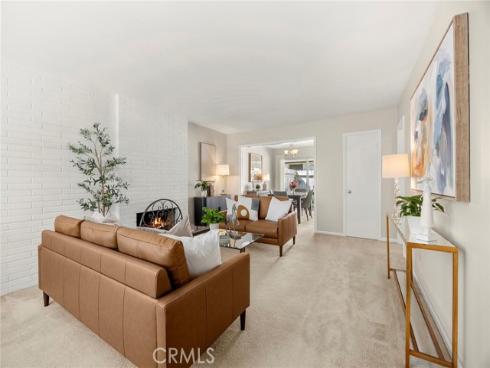 1330  Victoria  C , Fullerton, CA