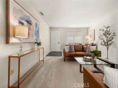 1330  Victoria  C , Fullerton, CA