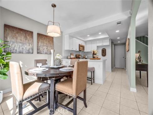 913  Whitewater  , Fullerton, CA