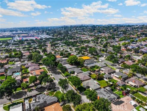 1001  Nutwood  , Fullerton, CA