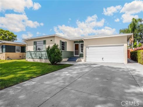 1001  Nutwood  , Fullerton, CA