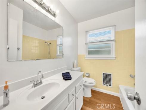 1001  Nutwood  , Fullerton, CA