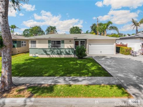 1001  Nutwood  , Fullerton, CA