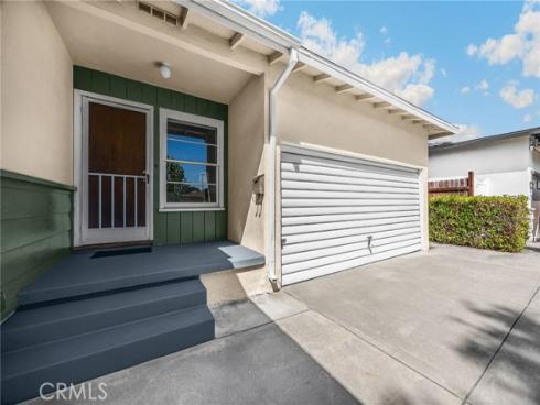 1001  Nutwood  , Fullerton, CA