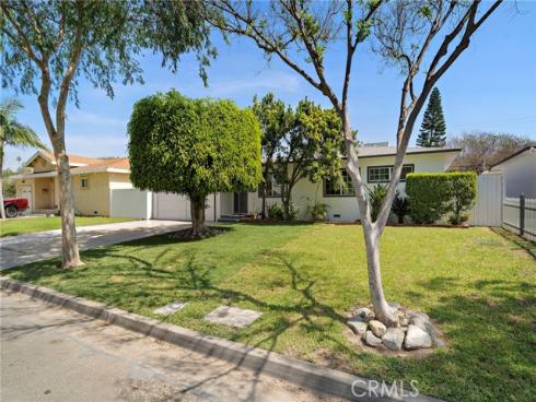 408  Diana  , Fullerton, CA