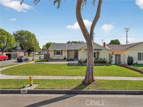 4200 W West  , Fullerton, CA