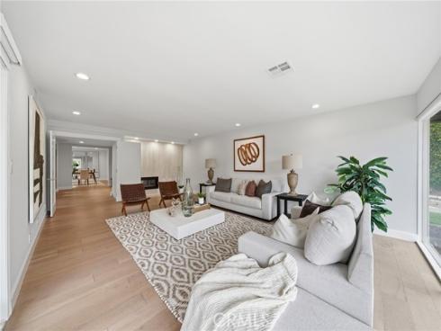 900  Paloma   Place, Fullerton, CA