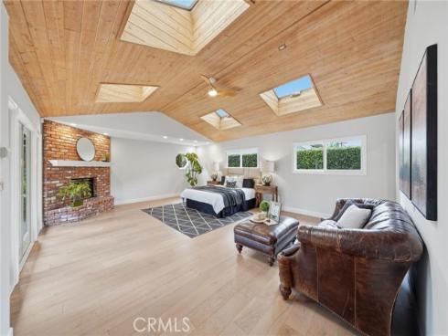 900  Paloma   Place, Fullerton, CA