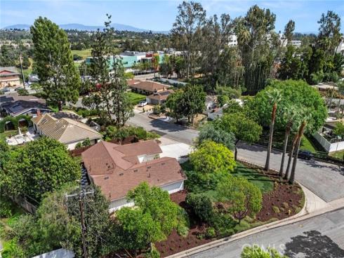 213  Miguel Place  , Fullerton, CA