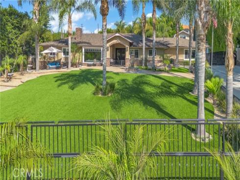 959  Rodeo  , Fullerton, CA