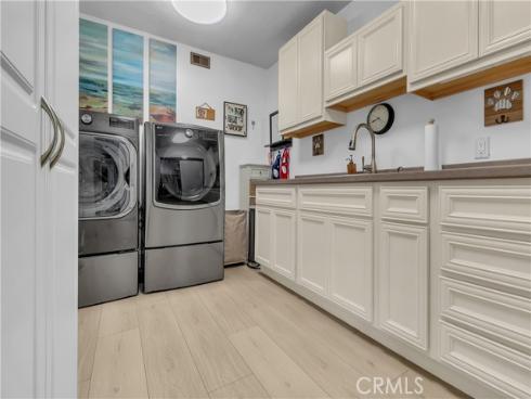 959  Rodeo  , Fullerton, CA