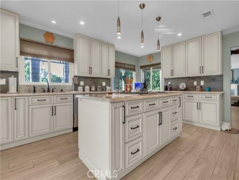 959  Rodeo  , Fullerton, CA