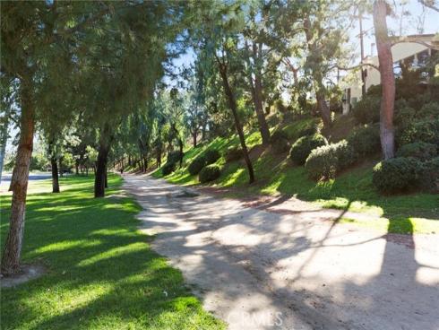 704  Grandview  , Fullerton, CA