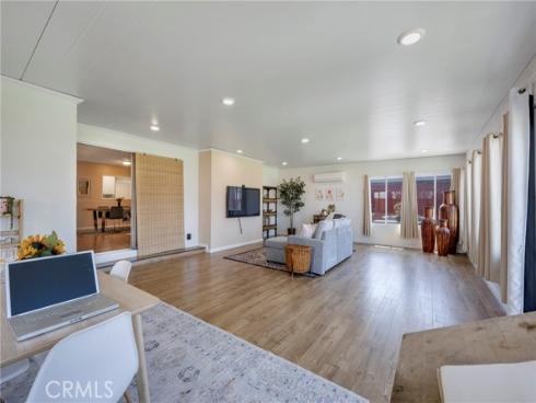 1519  Victoria  , Fullerton, CA