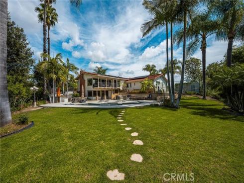 1360  Dana Pl  , Fullerton, CA