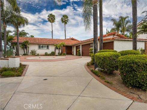 1360  Dana Pl  , Fullerton, CA