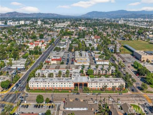 400 N Acacia  D35 , Fullerton, CA