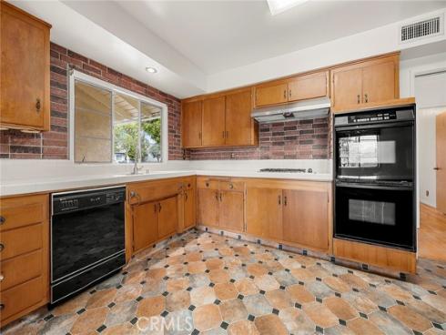 1018  Stanford   Avenue, Fullerton, CA