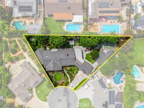 419 E Sunny Hills   Road, Fullerton, CA