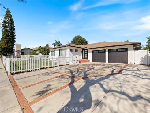 812 N Euclid  , Fullerton, CA