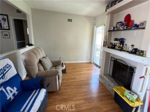 1006  Nicklett  , Fullerton, CA