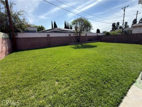 1006  Nicklett  , Fullerton, CA