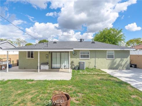 2106 W Olive  , Fullerton, CA