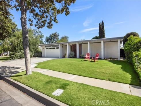 620 E Glenwood  , Fullerton, CA