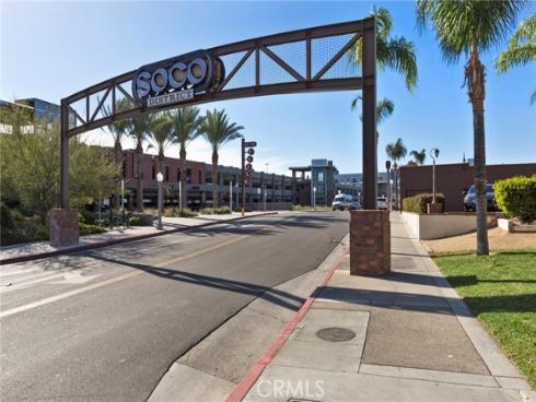 300 N Wayne  , Fullerton, CA