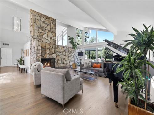 531  Green Acre   Drive, Fullerton, CA