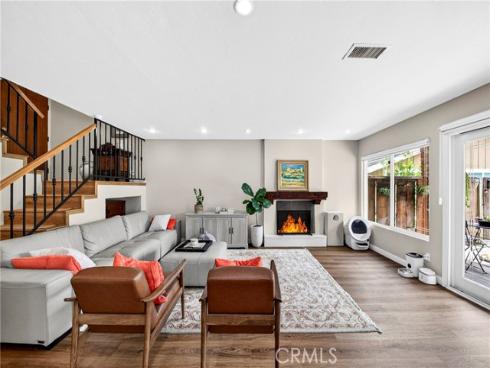 802 W Glenwood Circle, Fullerton, CA