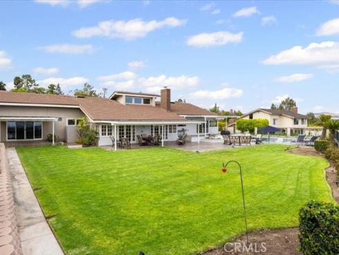2010 Pioneer Ave. , Fullerton, CA