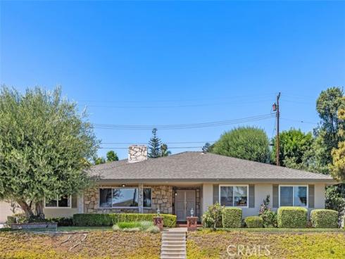 807 Dorothy Lane, Fullerton, CA