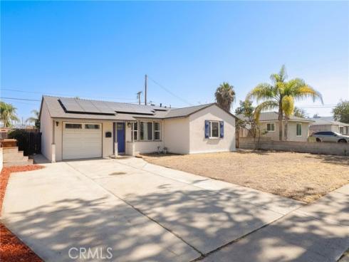 1909 W Walnut Avenue, Fullerton, CA