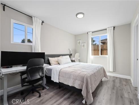 1909 W Walnut Avenue, Fullerton, CA
