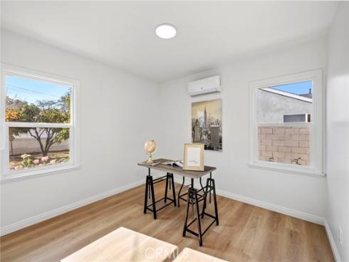 2100 W Valencia , Fullerton, CA