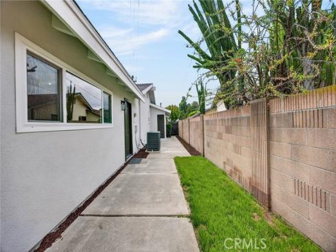 2207 Melody , Fullerton, CA