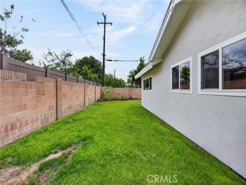 2207  Melody  , Fullerton, CA