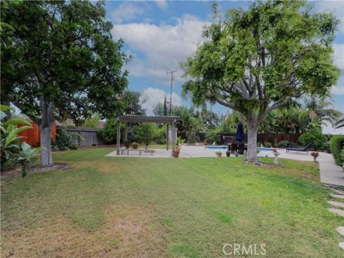 708  El Mirador   Drive, Fullerton, CA