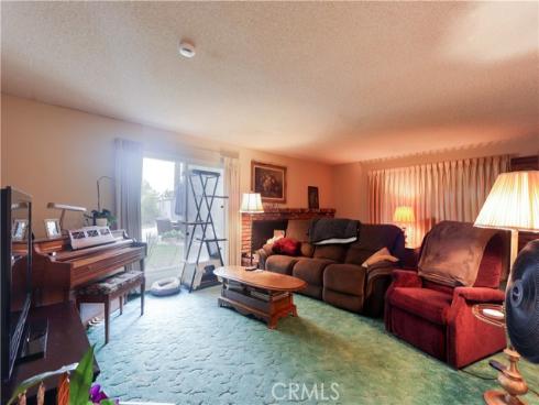 708  El Mirador   Drive, Fullerton, CA