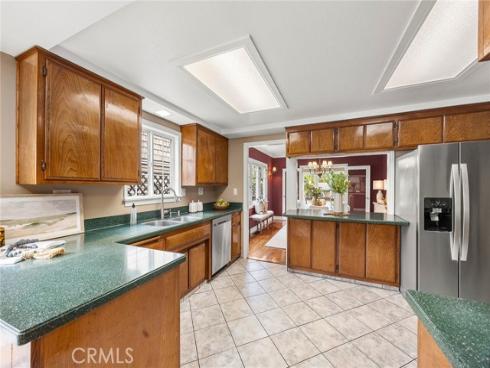 229 W Brookdale Place, Fullerton, CA